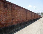 日の出紡績のレンガ塀３