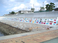 扇ヶ浜海岸の壁面アート
