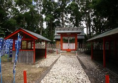 三輪崎八幡神社本殿