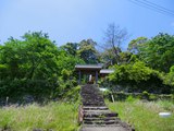 境内林の中の正覚寺