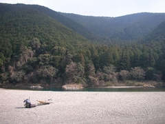 安居の渡し富田坂側